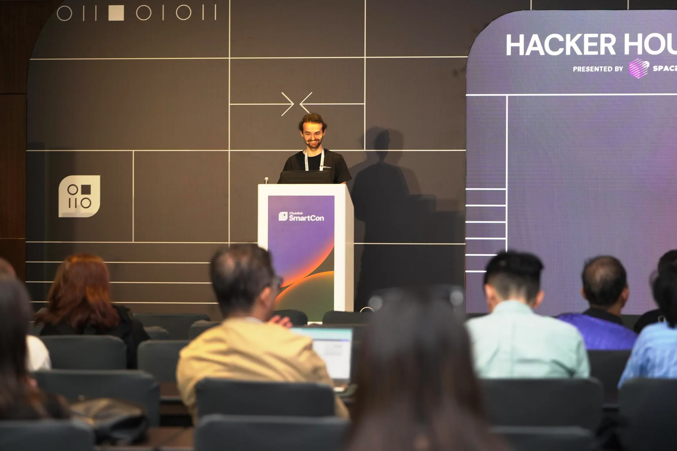 SmartCon · Hacker House